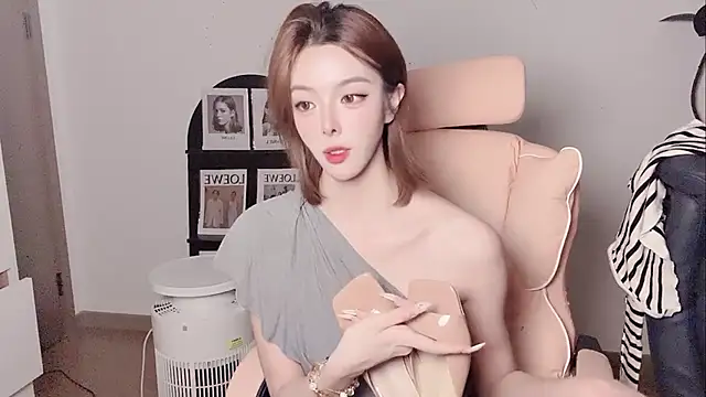 Alice172 - 扭伤的人儿回来了
