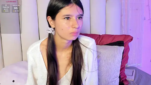 SweetRenata_ - 🍑🍆 PLUG ANAL + SQUIRT 🍑🍆