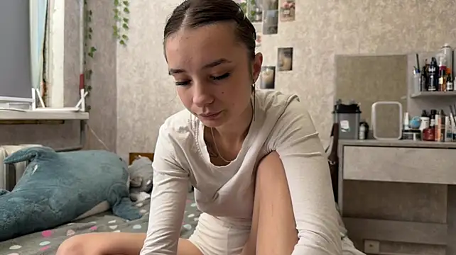 SharylGarret - Squeeze my big boobies <3