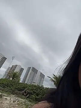 PrincesinhaDeh - Peitos de fora na praia 🔞 5 min