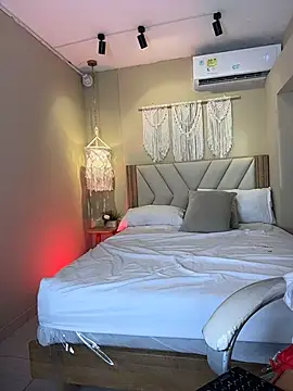 Sofi_candyy - full naked + spank ass x 5