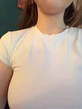 Peachy_Dream - go in wc and get naked rn !!