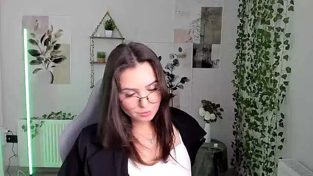 Regina_cute_ - no goal