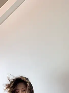 Jennyyn - 喷水