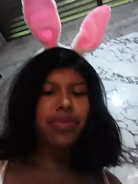 Mali-CeMuse - Masturbátion with the dildo
