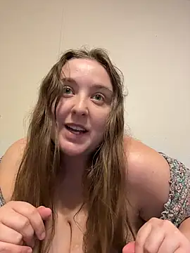 Caligirl9895 - Tits out 5mins-suck/jiggle/suck dildo