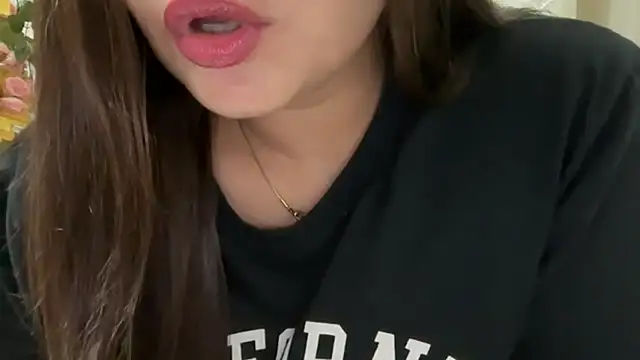Dikshaindin - show boobs