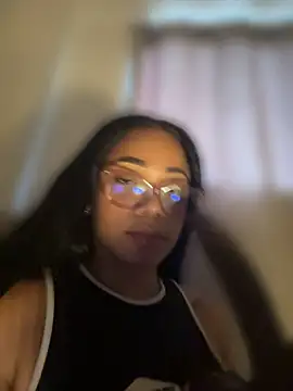 Ashley_Tompson1 - RIDE DILDO
