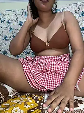 Heena-khan-12 - Boobs show and face show