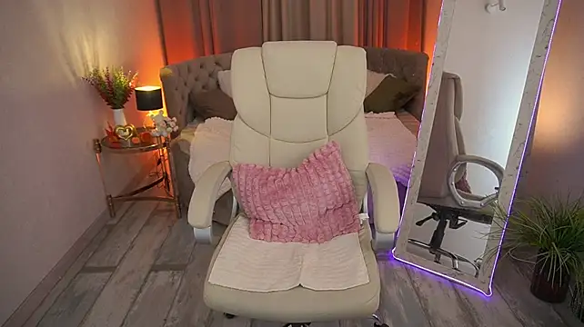 CozyMell - My toy is active, try me😈💦