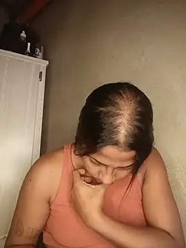 Giselabrunette25 - Hot bitch 🥰🥵😈