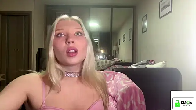 Viki_Lili - show my ass