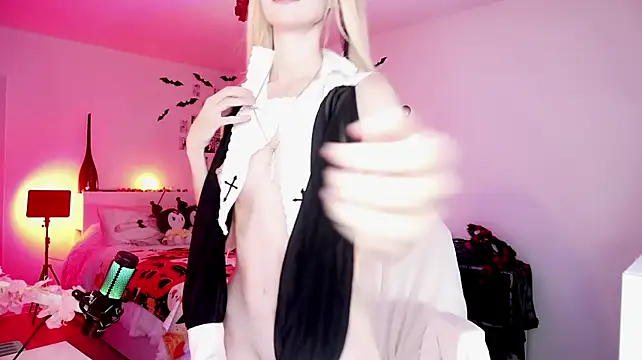 Babymisa - dance in mini bikini