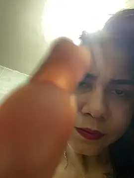 Pamela23x - Squirt in your face