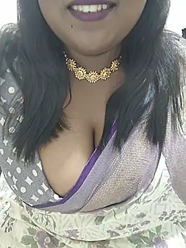 Lovely_silk - Boobs oil massage