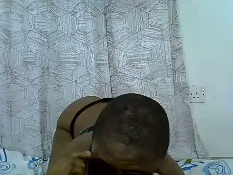 Good_hearted1 - BOUNCE MY SEXY BOOBS FOR DADDY