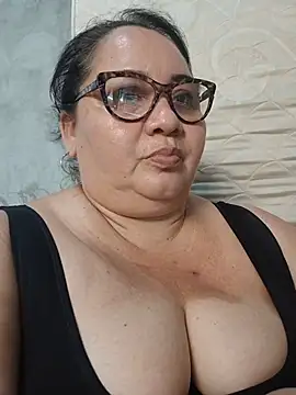 HotXXXgirl_01 - Aceite en todo el cuerpo 🍒🍆🦋