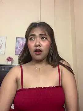YaraSmith - fuck my dildo until I cum😜💦