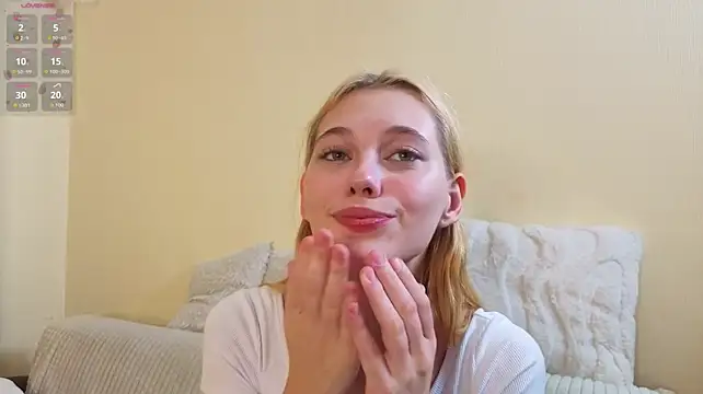 HarriettKitty - SHAKE SHAKE SWEET ASS IN PANTIES