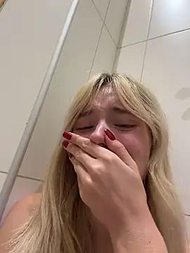 PollyLolly - Show pussy + lush inside 1ST TIME PUBLIC