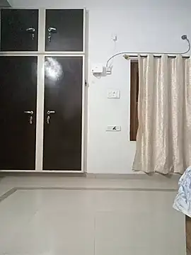 Preetipihu67899 - Boobs open