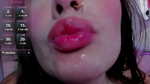 Naomi_Sweety