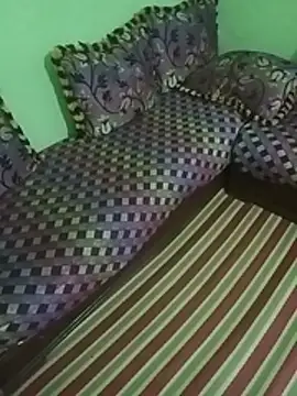 Amira_vs_amir - تعري وضرب المؤخرا