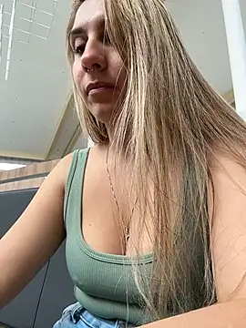 Sarah_honey__ - Hard masturbación in mens bath