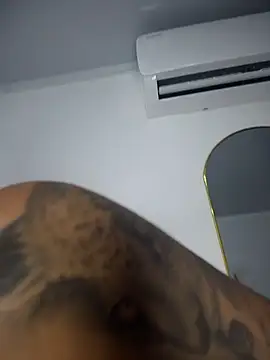 Party-girls - 1 FINGER IN MY ASS