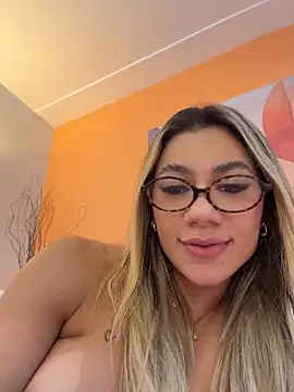 Valentina_Saint - Biceps Show 💪