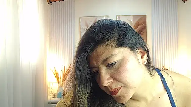 Hade_smt - oil show on my breasts