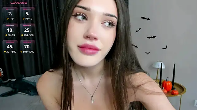 MollyBaby - Massage my red ass with cream