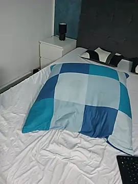 OhhhLauraxx - Lush in my asshole! 🍑🍑🍑👅👅👅
