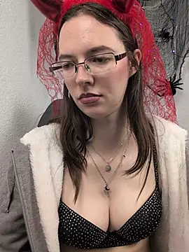 MrsCrazy18 - 🔥Spit on Boobs + Dirty Talk