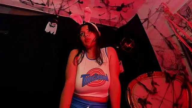 Liily_Foxxy - masturbate while we kiss 🥵🥵
