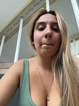 Sarah_honey__ - Hard masturbación in mens bath