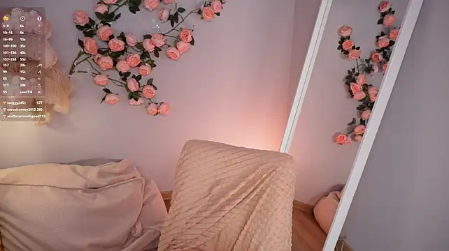 More_Sonne - 1 finger inside my wet pussy 💕