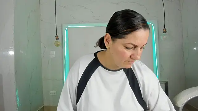 Heidy_milf - SEXY DANCE