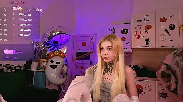 Britney_Lynch - doggy without panties