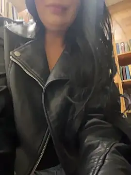 Tisha_Busty