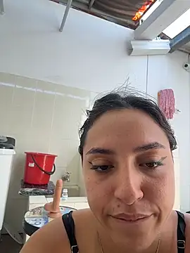 MeggyMae_ - slaps on your tits