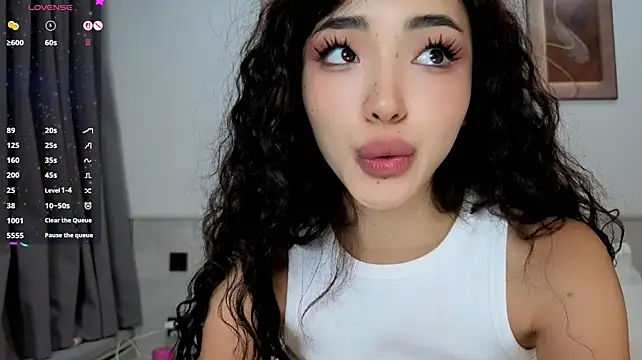 Nyxxfire - eye contact blow job