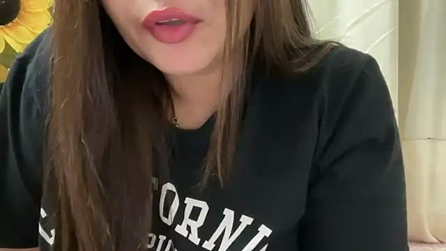 Dikshaindin - show boobs