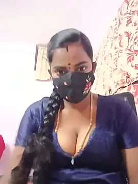 Tamilratchasii - Open boobs