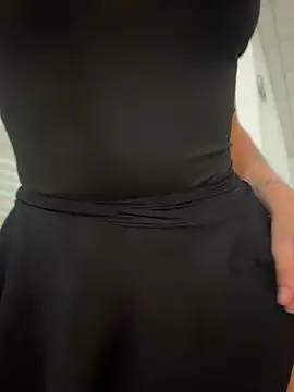 ArieliciousXXX - FINGERING IN PUBLIC ❤️‍🔥😈