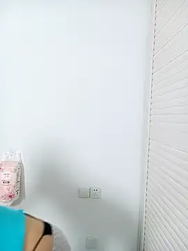 HSU8HSU - 乳夹跳舞Milk clamps dancing
