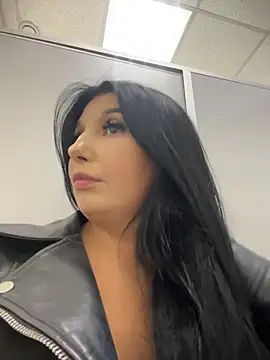 Tisha_Busty - OPEN DOOR+MOAN loud in MEN WC