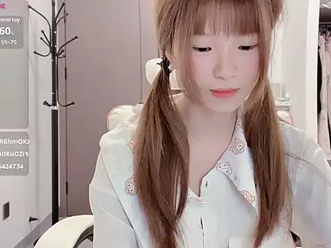 Aroma-123 - 比我萌的没我坏 比我坏的不存在