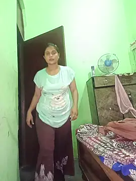 Nehuluthra - Pussy ass show in public