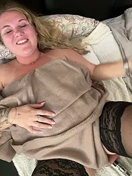 Jolina_Juice - Decke weg 10 min 🔥🤩